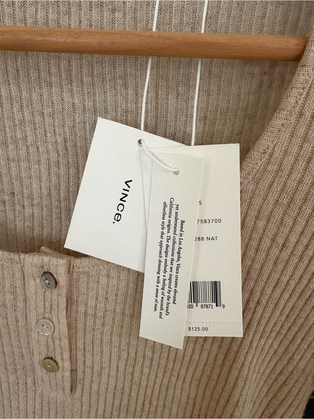 NWT Vince Ribbed Short Sleeve Scoop Neck Top in Beige - Picture 3 of 3
